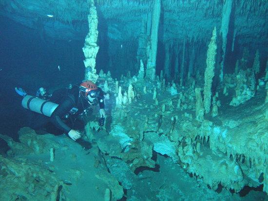 Cenote Caracon